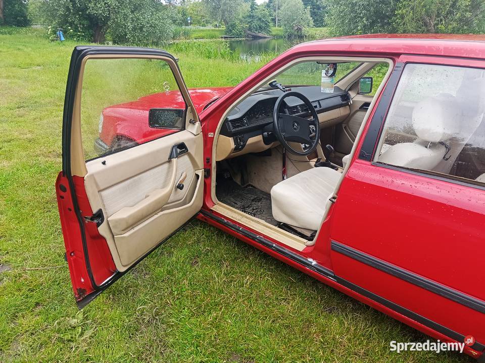Mercedes W124 zabytek Rok produkcji 1987 Orneta