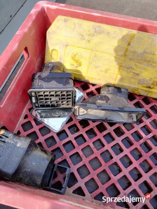 Części maluch fiat 126einne Kratki nawiewu małopolskie Tarnów sprzedam