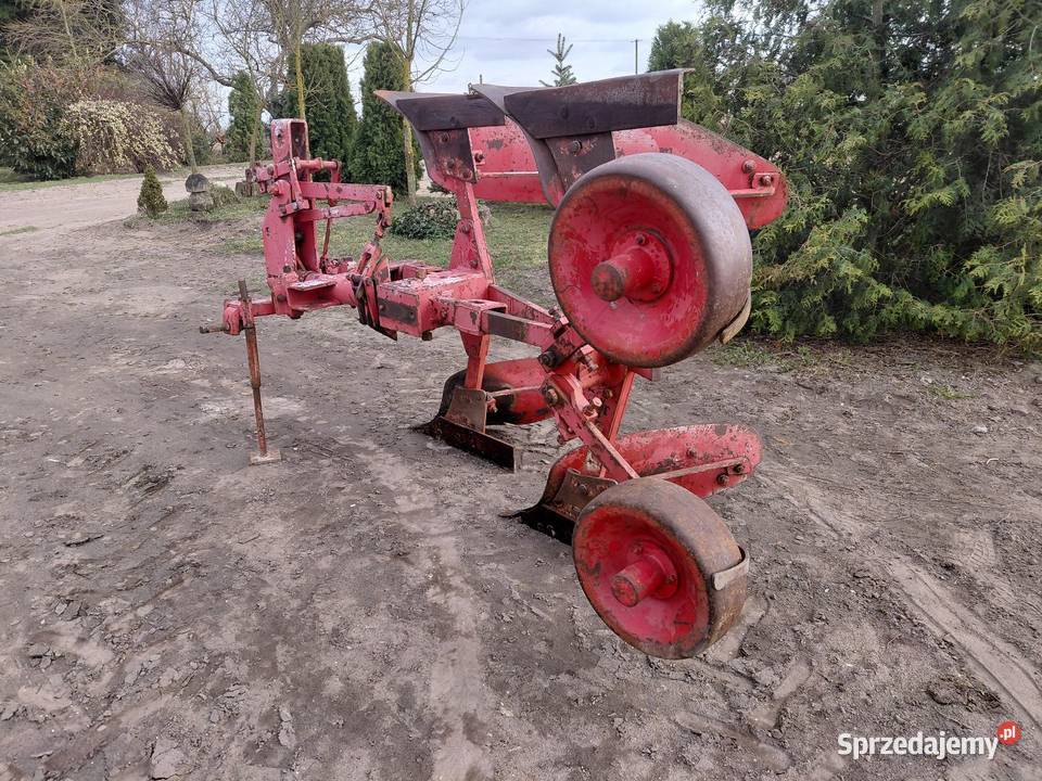 Pług obrotowy 2 nieuszkodzony