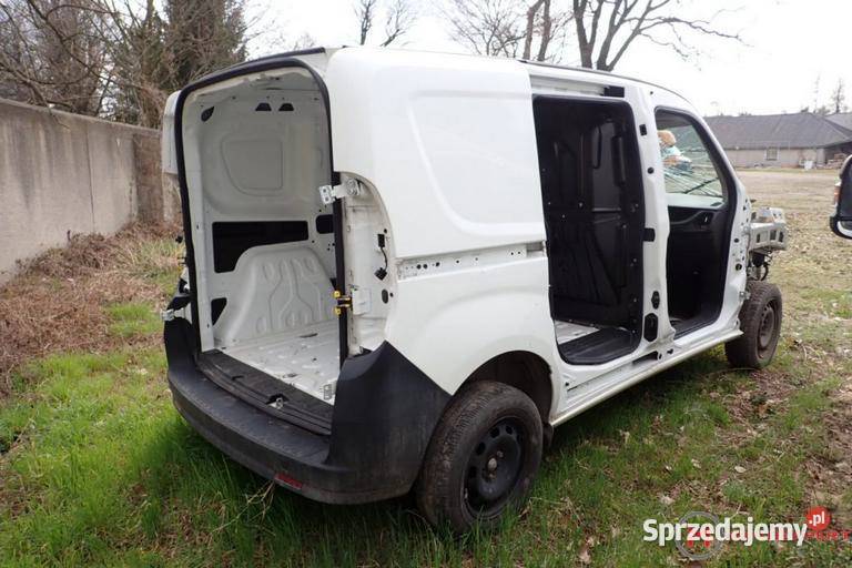 FIAT DOBLO 2021 124800 ccm 95 Samochody dostawcze mazowieckie sprzedam