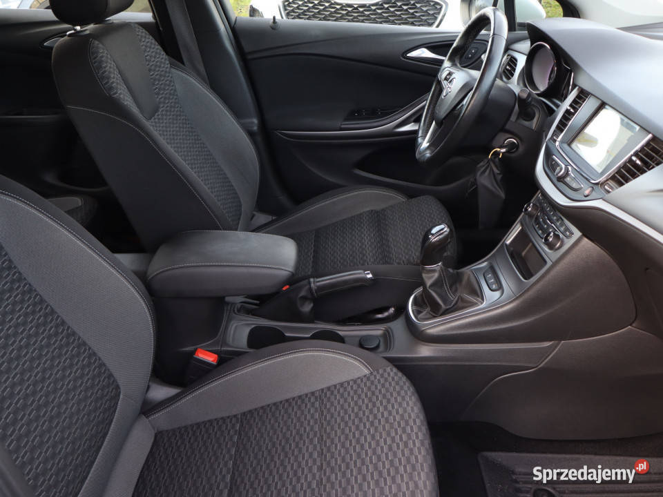 Opel Astra 15 CDTI Motoryzacja sprzedam