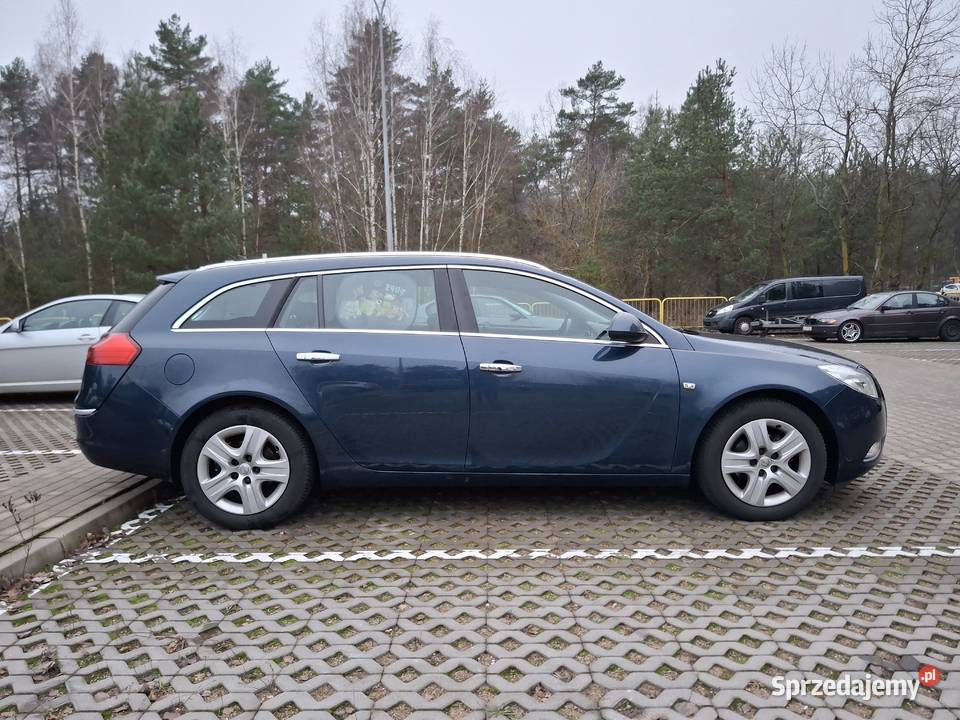 Opel Insignia Sports Tourer 2011 14 Turbo 140 benzyna+LPG Insignia Białystok