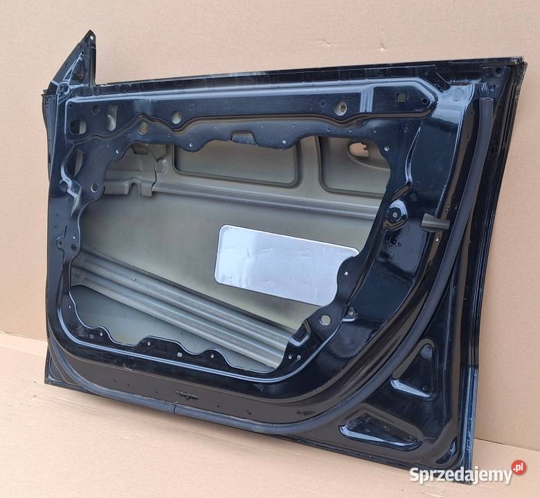 MERCEDES CLA W118 DRZWI PRAWY PRZÓD PRAWE Bieleń