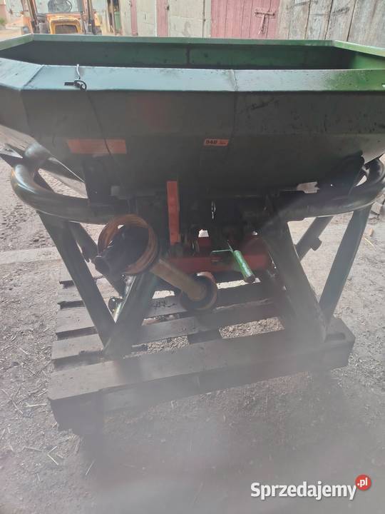 Rozsiewacz amazone zaf 804R Płonka Kościelna sprzedam