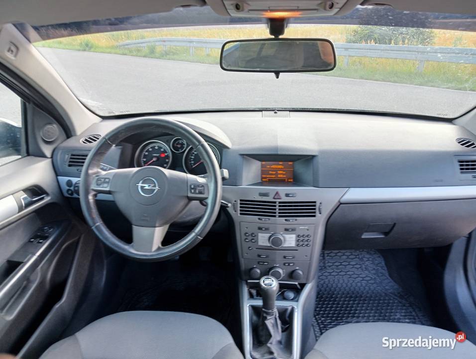 Opel Astra H 16 z gazem Jędrzejów