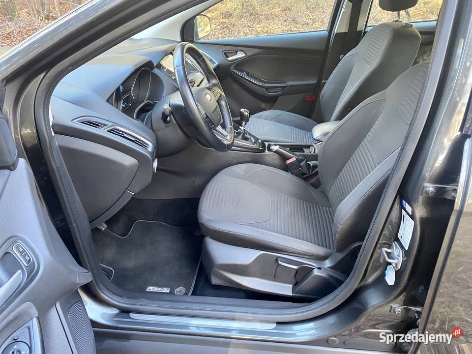 Ford Focus Kombi Benzyna moc 125 Bezwypadkowy Ford Wieliszew