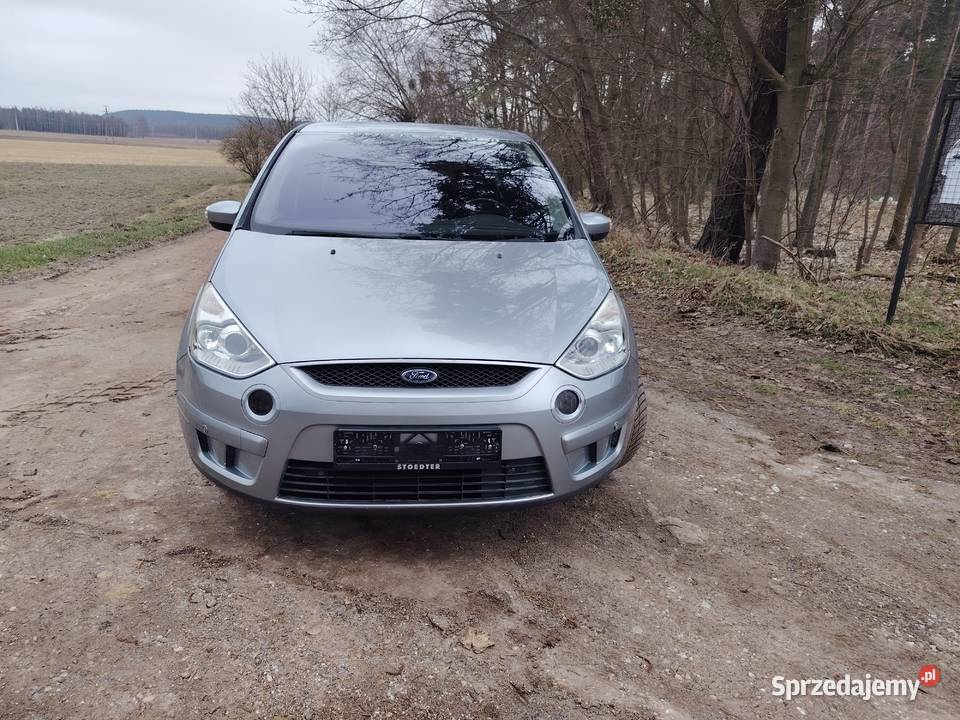 Ford s maxbenzyna