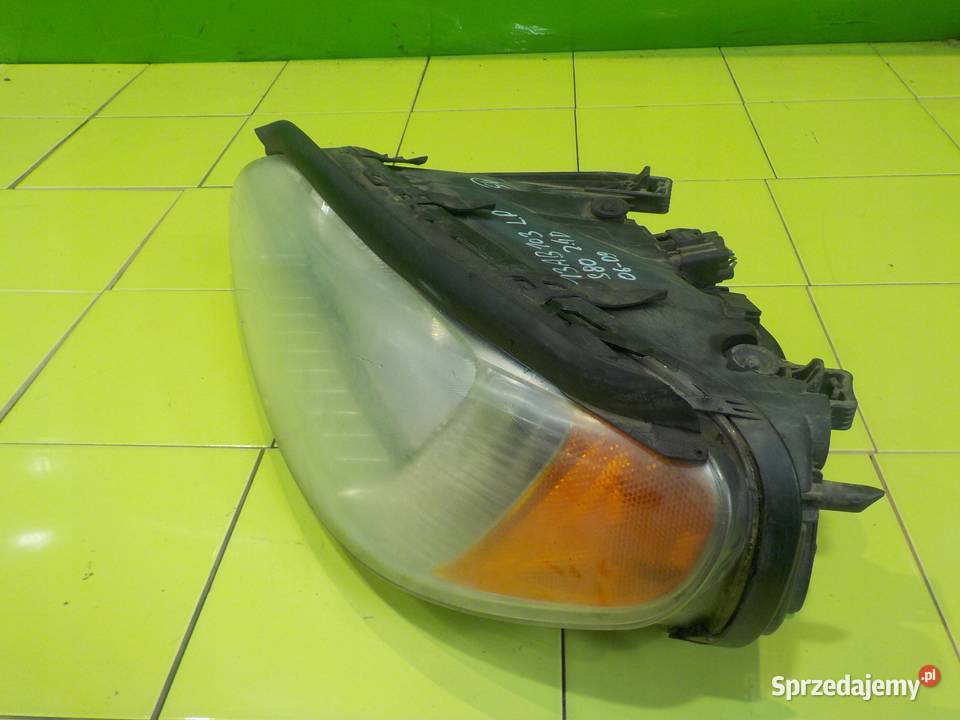 VOLVO S80 II 24 D5 08r 4D lampa lewa przod mazowieckie Suków
