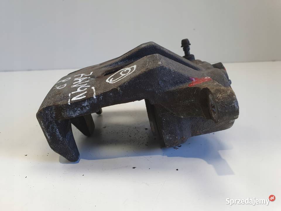 Lexus RX RAV4 PRZEDNI ZACISK HAMULCOWY prawy osobowe lubelskie