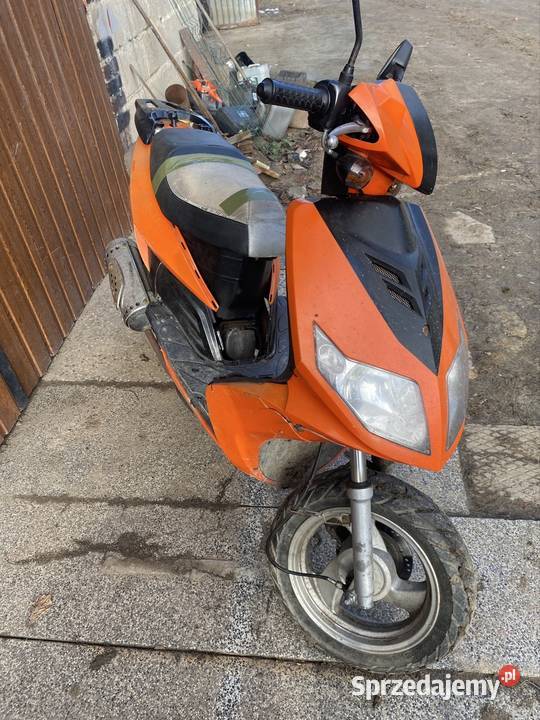 Skuter Baotian koła 12 Rok produkcji 2009 Widełka