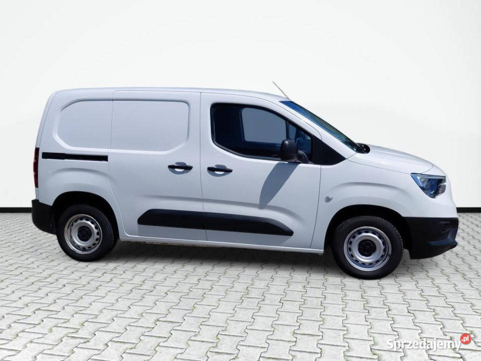 Opel Combo 2021r Salon Faktura 23 Tempomat Rok produkcji 2021 Warszawa