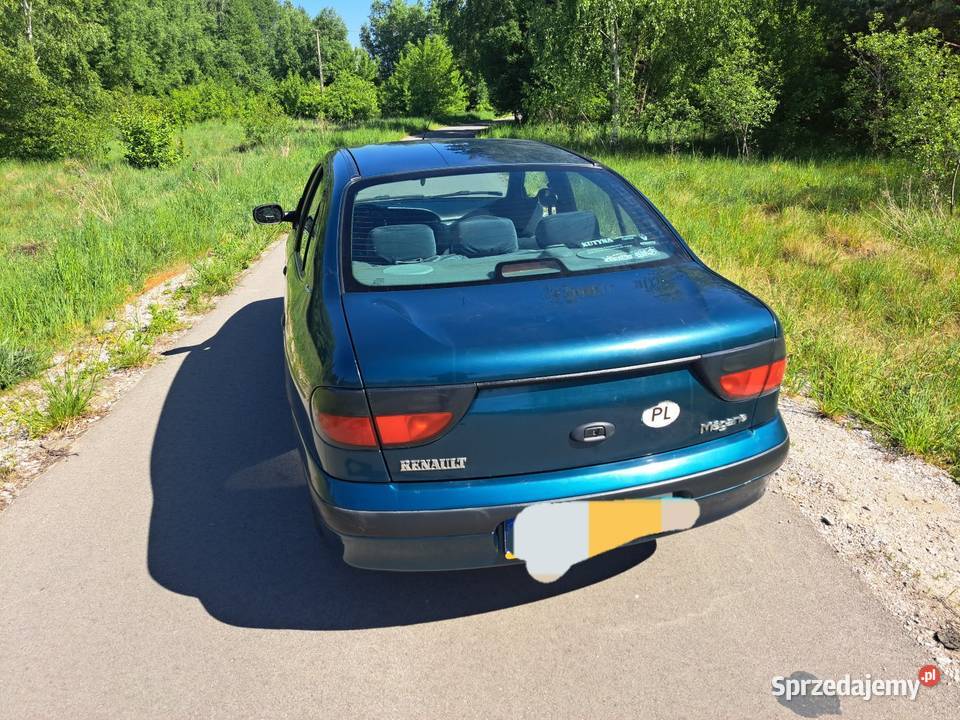 Sprzedam Renault megane 14 benzyna 1999r sedan Żyrardów