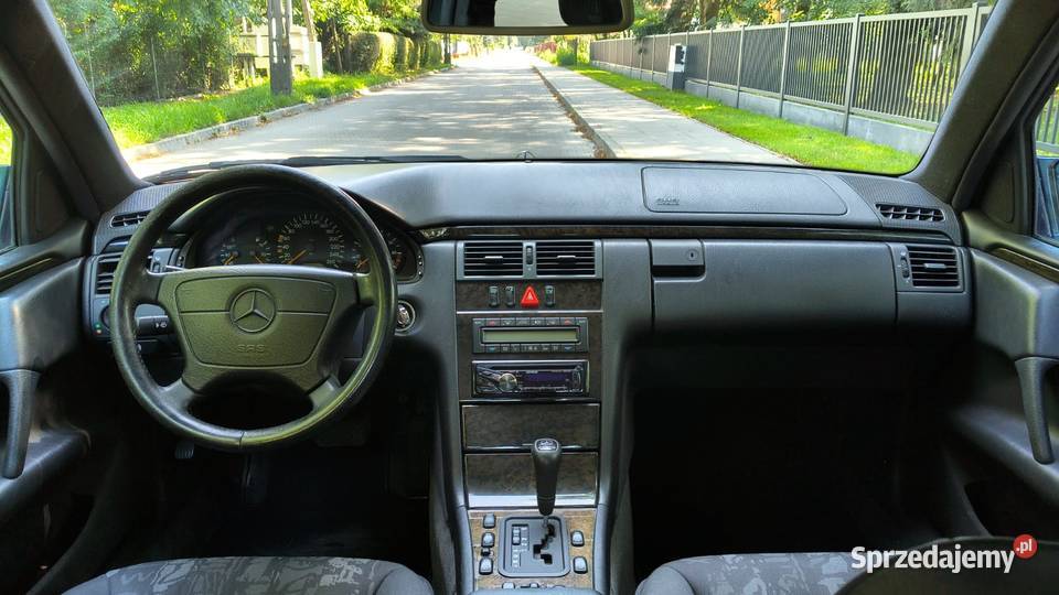 MERCEDES W210 E320 Avantgarde 1998 32 V6 224 BEZ elektryczne lusterka łódzkie Zgierz