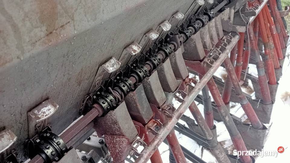Siewnik poznaniak 3m na docisku nieuszkodzony Sochaczew