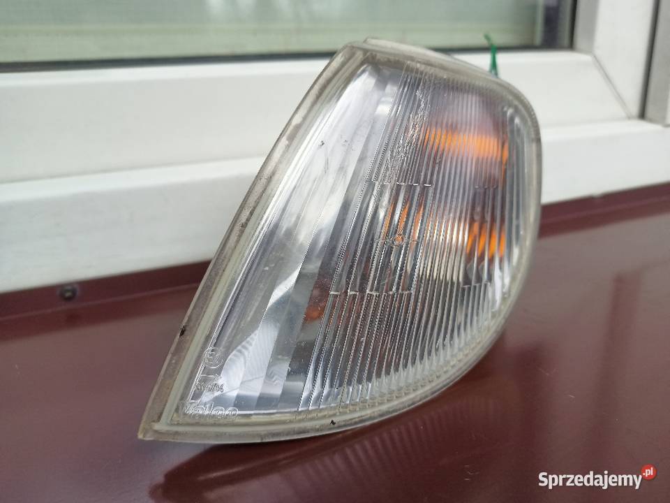 Citroen Saxo kierunkowskaz kierunek lewy Sieradz
