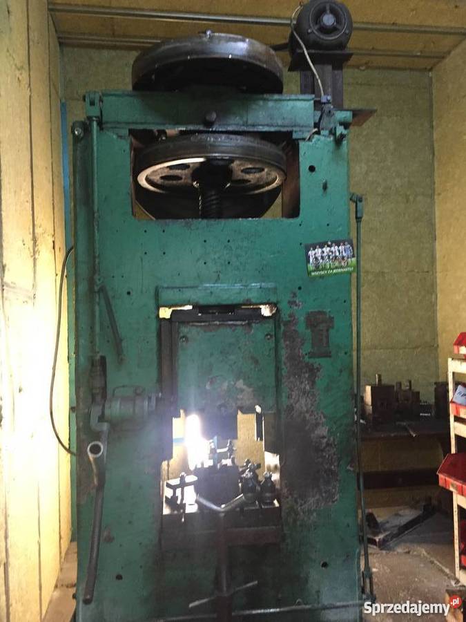 Prasa cierna 63T Warszawa