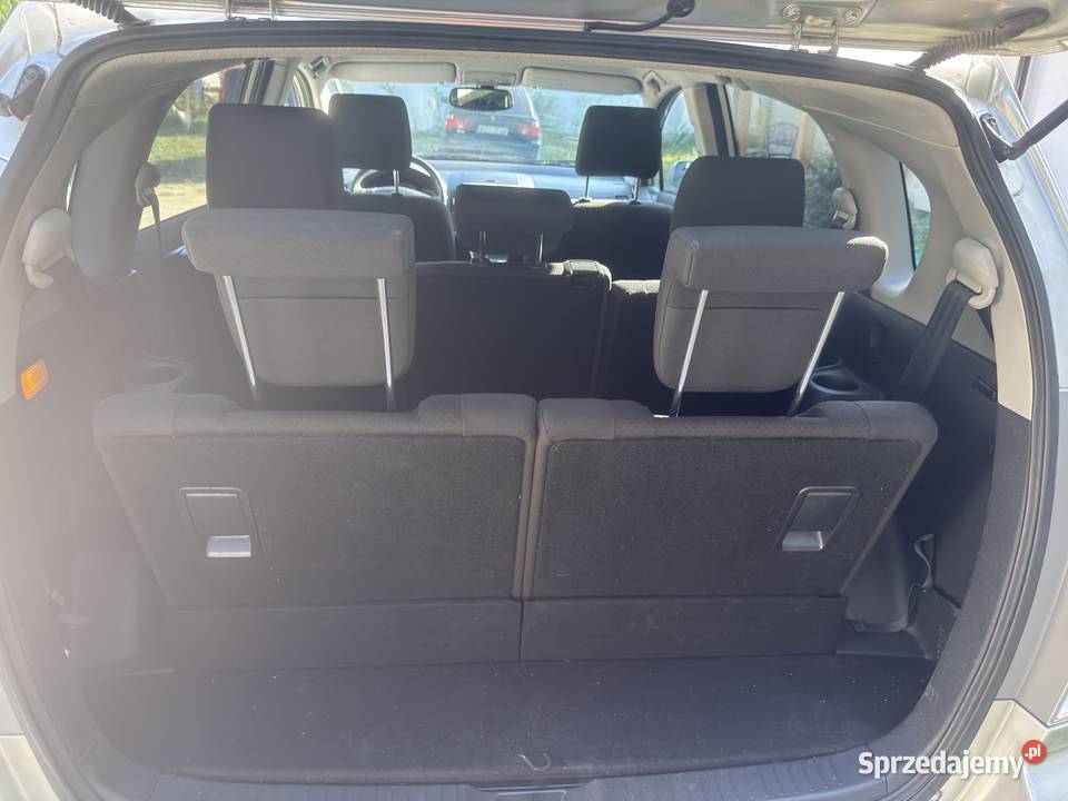 Sprzedam Toyota Corolla Verso 18 benzyna 2006 7 manualna Corolla Verso Mszczonów