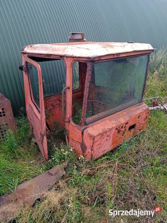 kabina ciągnik dt 75 det spycharka dt75 spychacz Bryski sprzedam