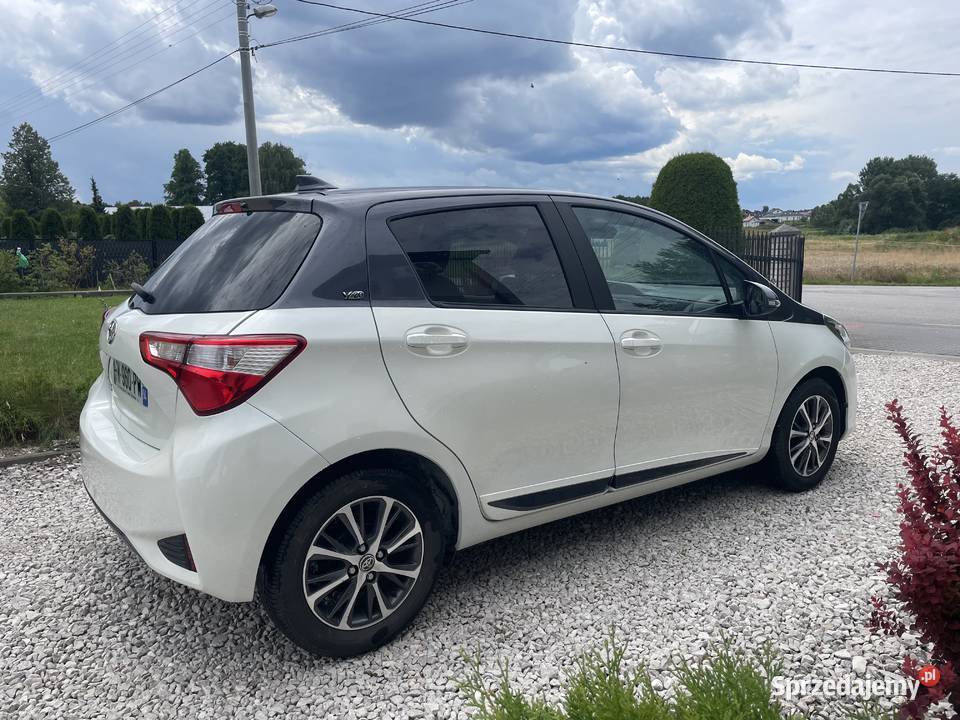 Toyota Yaris 10 benzyna 2019r Y20 Limited Tuszów Narodowy