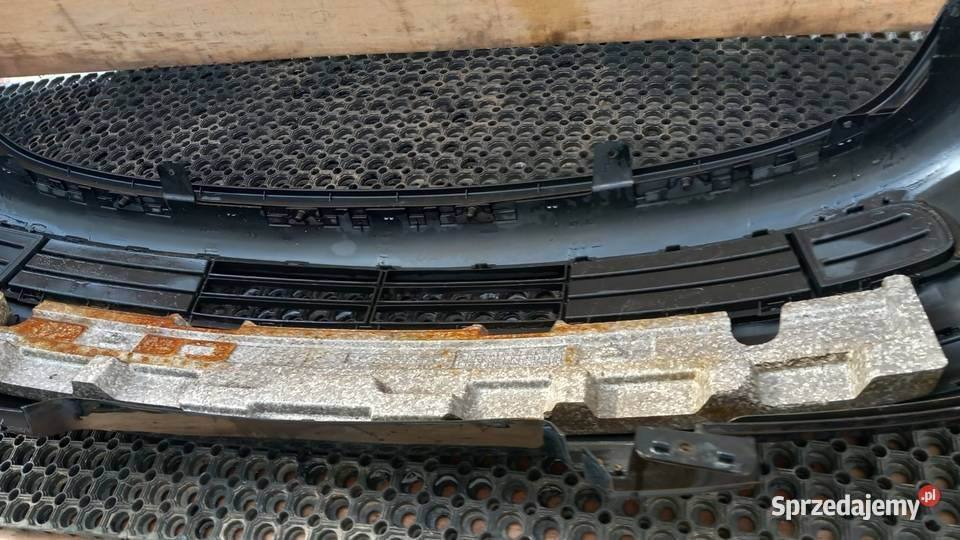 HYUNDAI GETZ I ZDERZAK PRZÓD EB