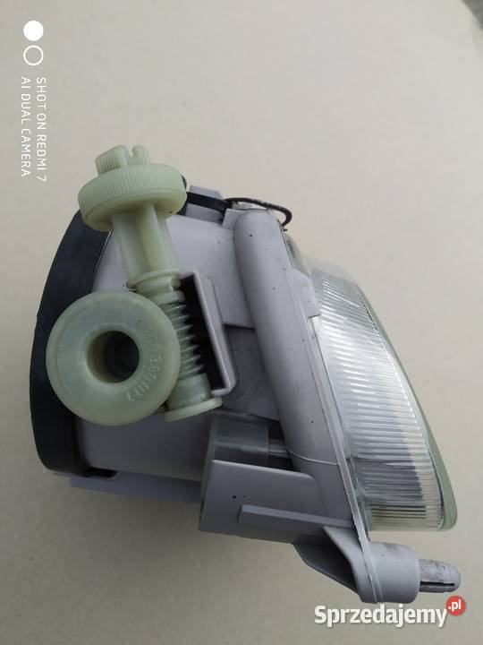 A210 820 0156 halogen lewy Mercedes W210 Tomaszów Mazowiecki