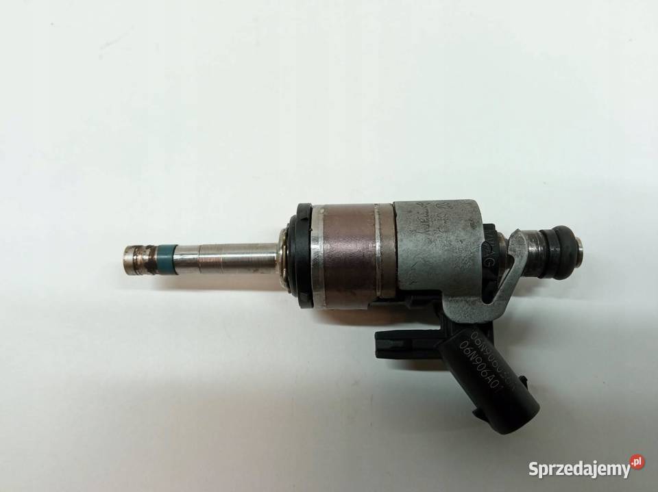 WTRYSKIWACZ 06N906036A 0261500689 20 TSI Skoda świętokrzyskie