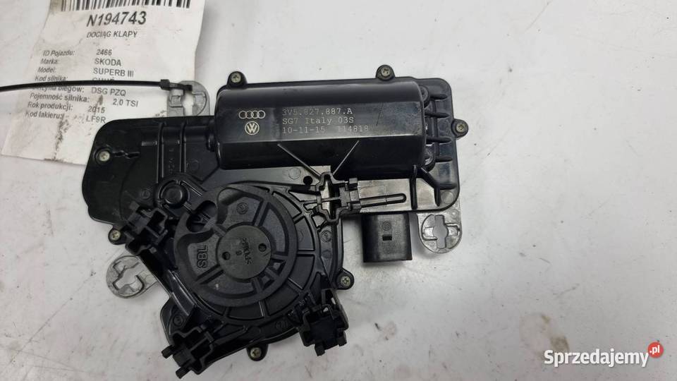 DOCIĄG KLAPY SKODA SUPERB III 3V5827887A Lipno