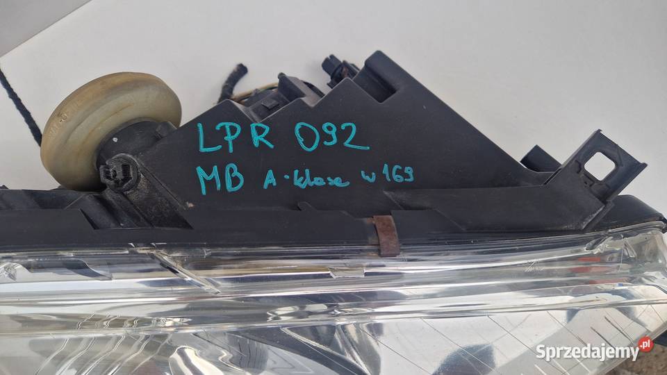MERCEDES AKLASA W169 LAMPA PRZÓD PRZEDNIA PRAWA Słowikowo