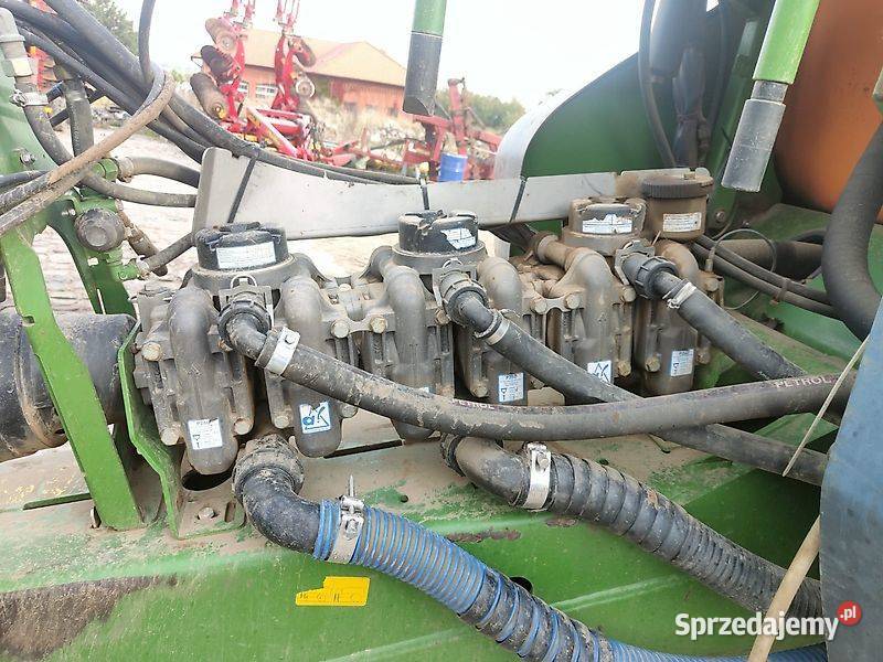 Amazone UX 11200 Różyny