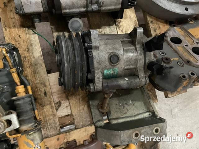 Spręźarka klimatyzacji Liebherr L551 D916 Jastrzębniki