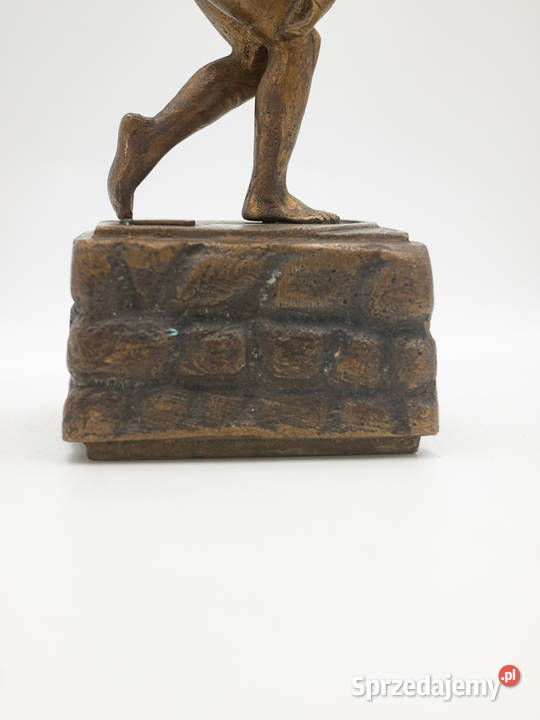Figura pamiątkowa dyskobola Poznań 1976