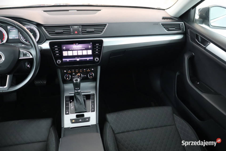 Skoda Superb 15 TSI klimatyzacja Škoda Zabrze