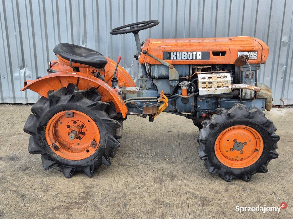 Traktorek traktor KUBOTA B6000D 44 14