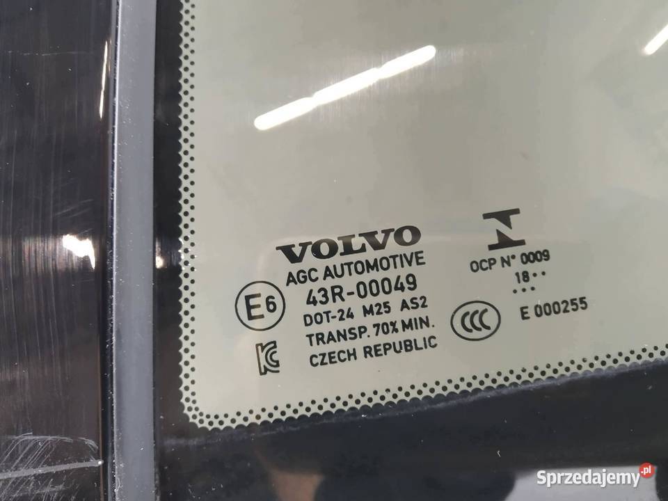 SZYBA DRZWI TRÓJKĄT LEWY TYŁ Volvo XC 90 II 2015