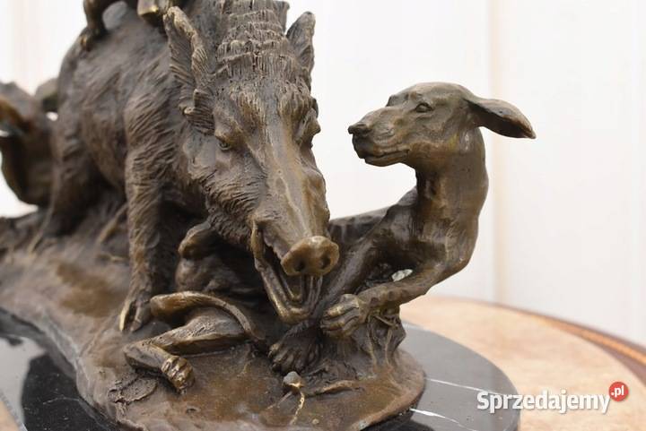 Atak Psów Na Dzika Myśliwska Figura Rzeźba z
