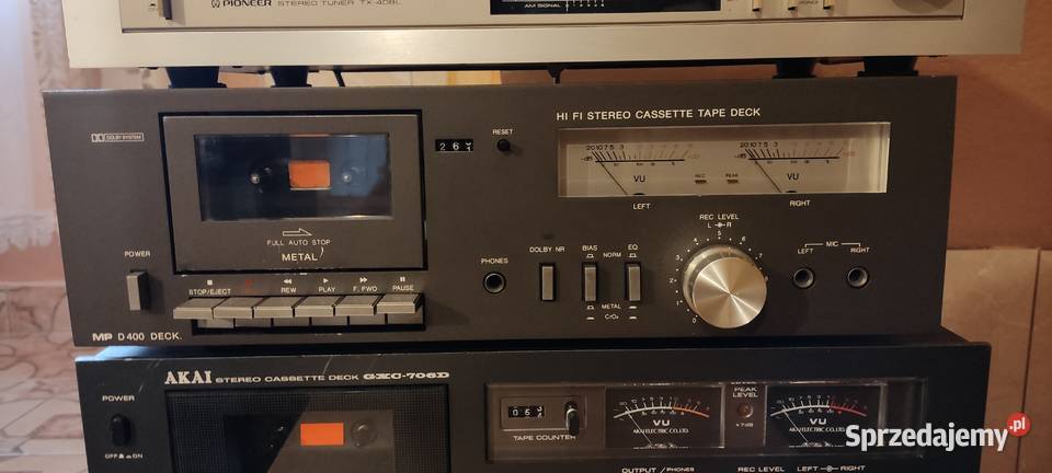 Kolekcjoner sprzętu sprzeda 8 sztuk różności Magnetofony Lutomiersk