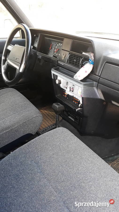 Piękne i szybkie volvo 240 automat Łódź