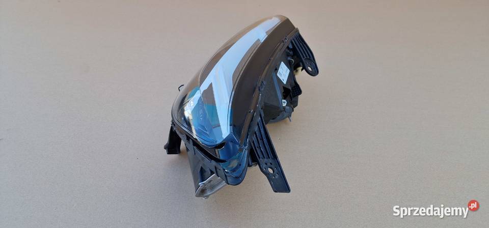DACIA SANDERO III JOGGER LAMPA REFLEKTOR Lampy przednie Bieleń