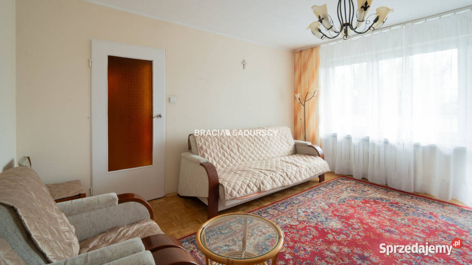 Mieszkanie 5835m2 3 pokoje Kraków Powstańców własność