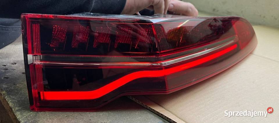 JAGUAR IPACE X590 LAMPA PRAWY TYŁ PRAWA TYLNA prawe Międzychód