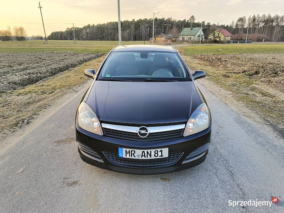 Opel Astra GTC 2009r lift 14 benzyna klima Astra