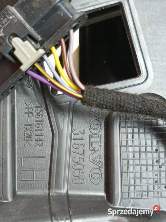 KLAMKA ZEWNĘTRZNA LEWA PRZÓD KEYLESS 31675047 osobowe Klamki