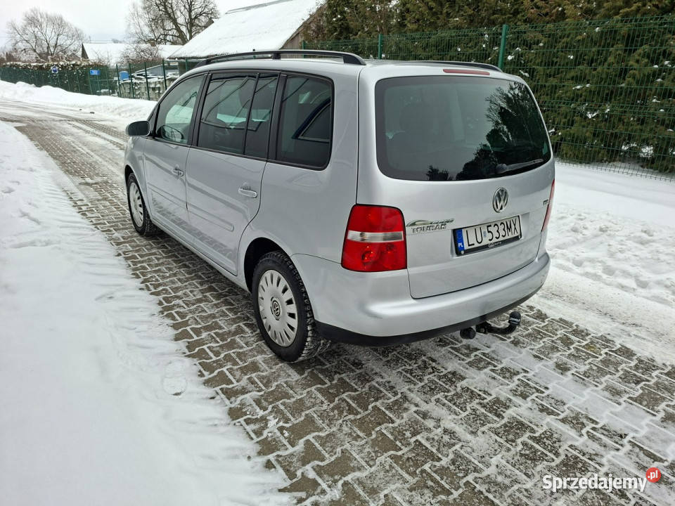 Volkswagen Touran 20 diesel klimatyzacja hak