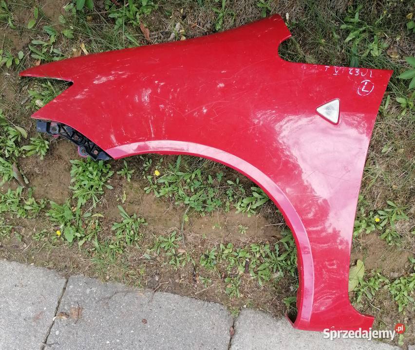 Błotnik lewy do Mitsubishi colt 2011r 5 Pozostałe Okocim