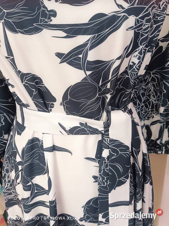 Sukienka plus size granatliście pasek dekolt V Pątnów sprzedam