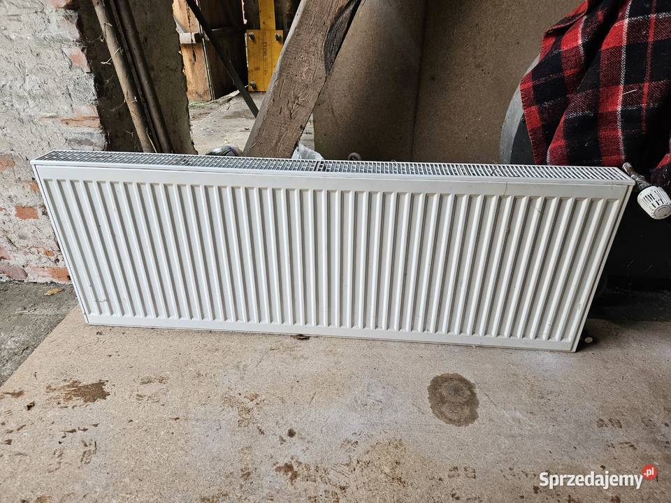 grzejnik Kermi z termostatem 140x50