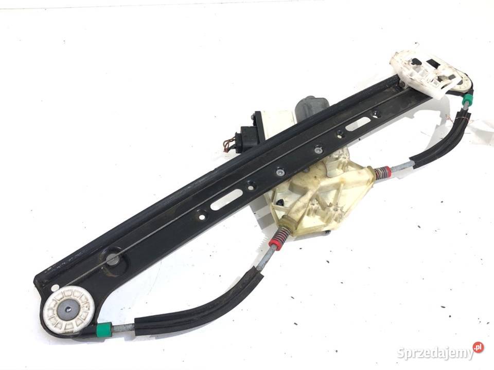 PODNOŚNIK SZYBY PRAWY TYŁ BMW E83 SUV 0311