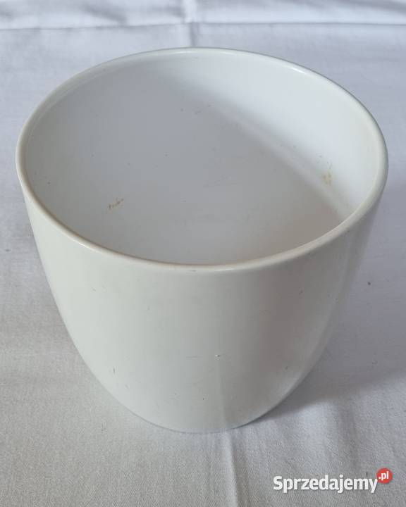 Biała ceramiczna doniczkiosłonka bez odpływu Doniczki i osłonki sprzedam