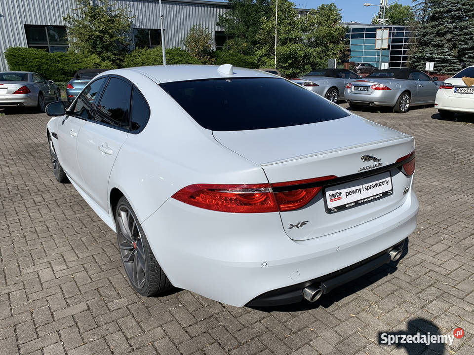 Jaguar XF 20 300 2019 Benzyna