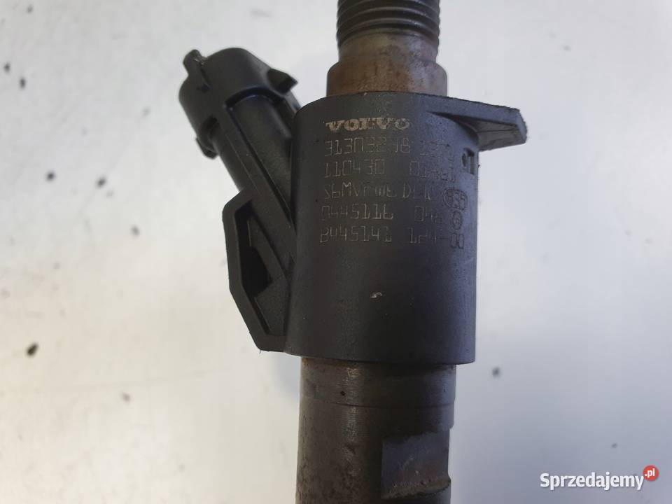 Volvo S60 II V60 II 20 D3 WTRYSKIWACZ wtrysk osobowe Janów sprzedam